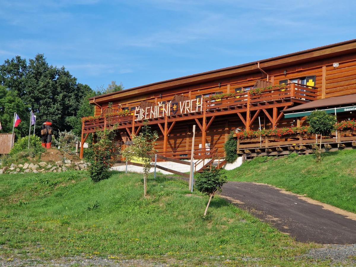 Sport-Hotel Sibenicni Vrch Mnichovice Экстерьер фото