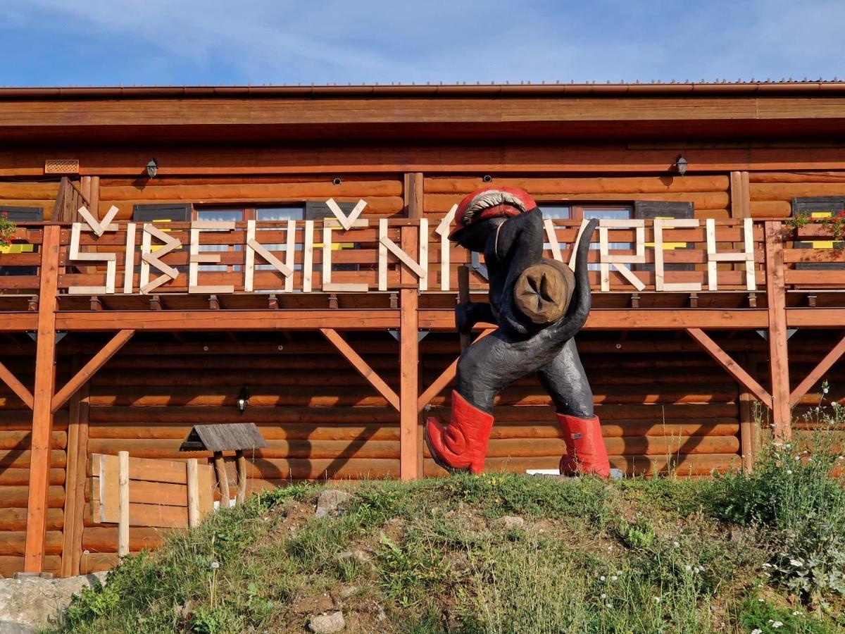 Sport-Hotel Sibenicni Vrch Mnichovice Экстерьер фото
