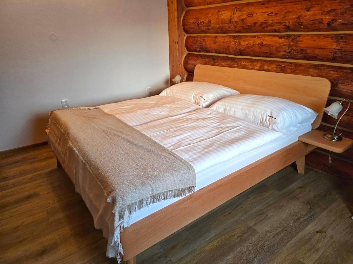 Sport-Hotel Sibenicni Vrch Mnichovice Экстерьер фото