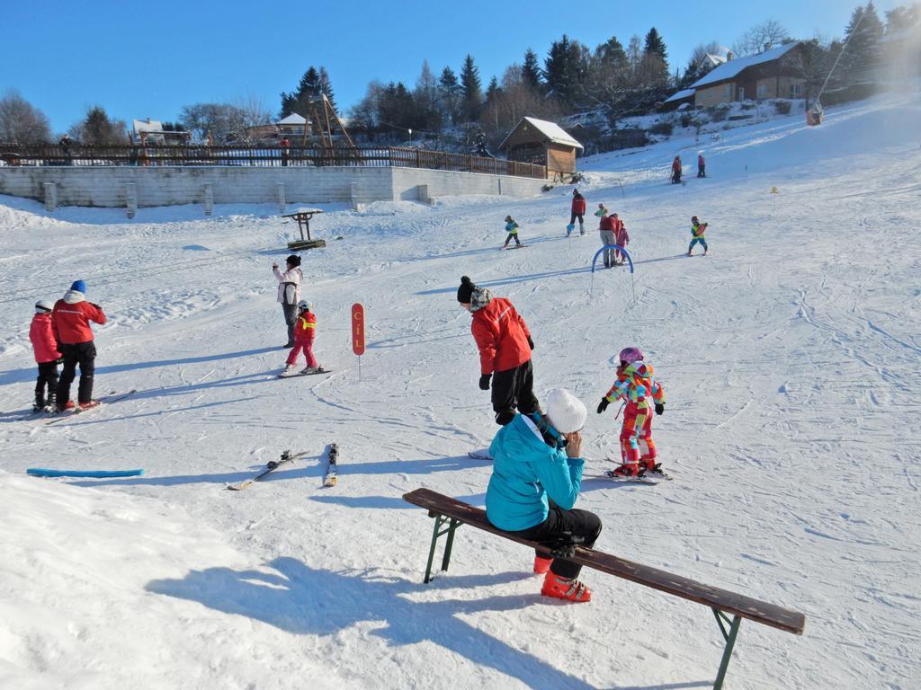 Sport-Hotel Sibenicni Vrch Mnichovice Экстерьер фото