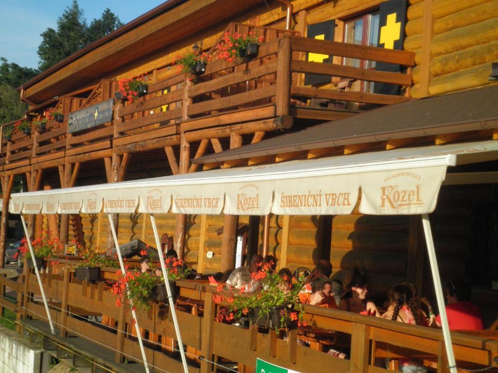 Sport-Hotel Sibenicni Vrch Mnichovice Экстерьер фото